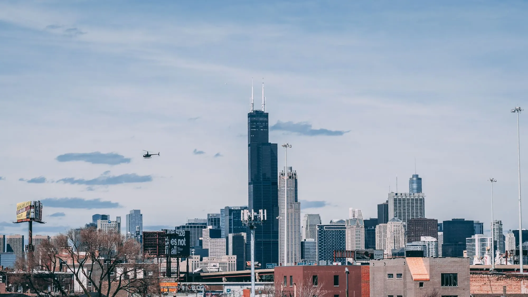 The Chicago skyline with the Willis Tower rising above the city